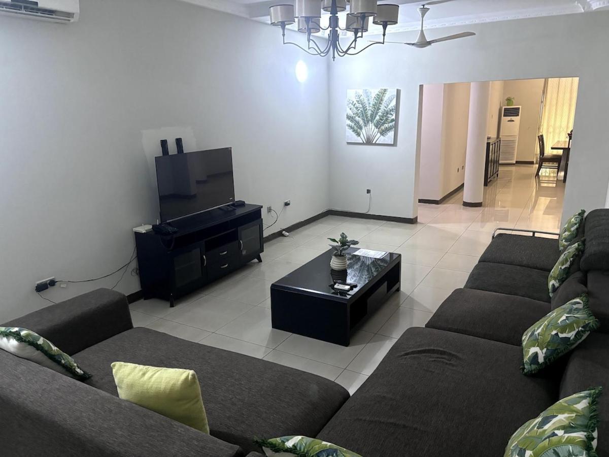 Takako Court Luxury Houses & Apartments, East Legon Acra Exterior foto